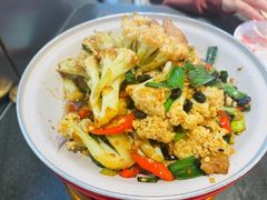 -金鱼盆32年水煮鱼·18秒辣椒炒肉(京西大悦城店)
