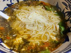 -蜗牛小馆醉乡民谣云南菜(惠新西里店)