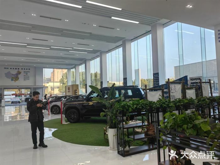南京江宁中升一汽丰田4S店图片