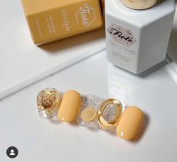 -悦指间美甲美睫