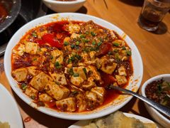 -大众跷脚牛肉馆·非遗传承单位(峨眉山店)