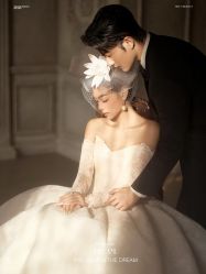 -雪中彩影婚纱摄影·微光艺术中心