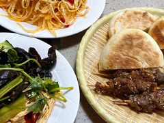 肉夹馍-牛记烩面(七星西路店)