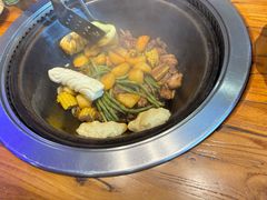 -东北人家铁锅炖(水岸帝景店)