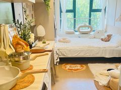 -东方体育中心(地铁站)