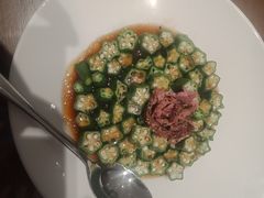 黑椒牛肉拼秋葵-将相和·海鲜蒸饺大连菜