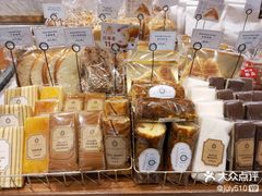 -莉莲蛋挞(大华悦沢书店)