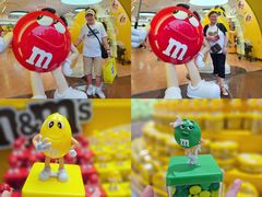 -m豆巧克力世界(上海世茂广场店)