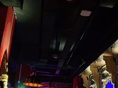 -Helens海伦司小酒馆(上海东明广场店)