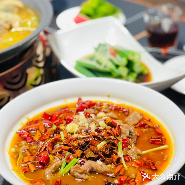 这家川菜馆的烤鱼都是活鱼现杀‼️