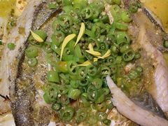 -鸣记脆皮烤鱼·海鲜烤鱼(三八广场店)
