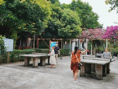 -周老三跷脚牛肉·全牛火锅(非遗传承店)