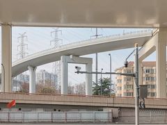 -麦当劳(虹梅路地铁站店)