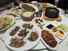 -梅利汴京烤鸭•开封豫菜地标店(东大街店)