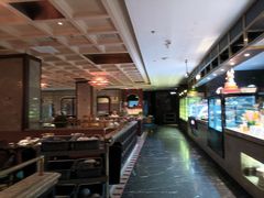 -半岛翡丽海鲜自助餐厅(观风亭店)