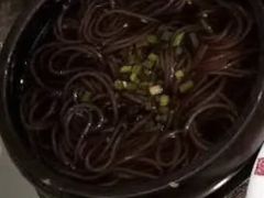 酸辣蕨根粉-巴特餐饮6加1音乐餐吧·新疆菜