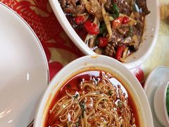 -柏合黄记豆腐皮饭店