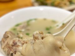 -明红蹄花(糍粑店街店)