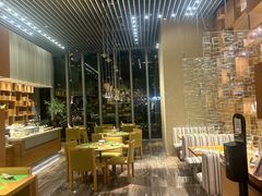 -两咖啡自助餐厅(静安香格里拉酒店)