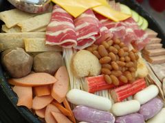 -豚妈妈汤饭·部队锅(南京东路店)