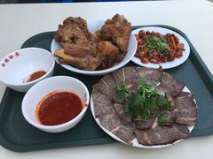 大骨头-白鹤大冷面