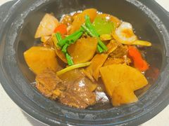 -煲王粤菜餐厅(中侨中心店)