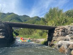 -仙山谷激浪漂流