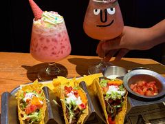 -鲨鱼美式餐厅酒吧Sharky