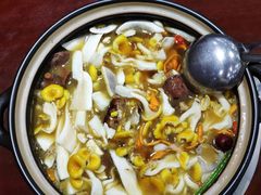 -菌之家·专业纯野生菌火锅·特色炒菌