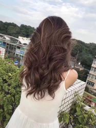 -Miracle集简美发沙龙
