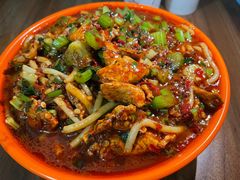 -玲玲米粉·新疆现炒米粉(大十字总店)