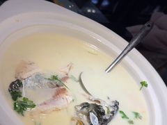 -卢大鲜鱼头捞饭(美利广场店)