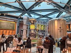 -文艺复兴百货(米兰大教堂广场店)