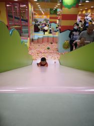 -宝贝渡口儿童游乐园(华南安盛店)