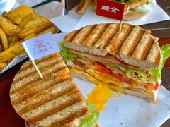 -Catch Bagel(芳草地店)