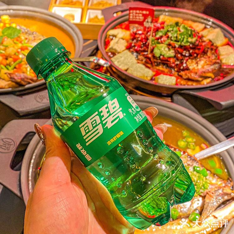 就在东莞‼️这家烤鱼里面竟然还加了豆花😋