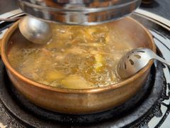 -阿山卓·野生菌火锅·纳西火塘烤肉