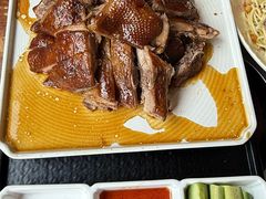 -老鼎万春卤菜(五代传承创始老店)