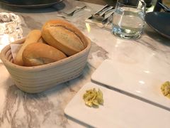 -La Mer Restaurant & Lounge