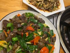 -榕江牛瘪牛肉火锅