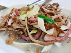 腊肉烟笋-农园餐厅(北京大学店)