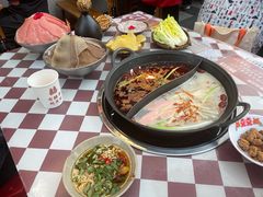 -赵美丽·重庆社区火锅·直营店(火车东站·中豪国际店)