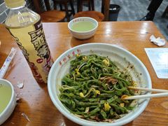 油泼臊子面-手擀菠菜面(西康路店)