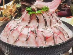-红鼎豆捞·专注品质海鲜20年(宝丰路店)