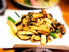 炒香菇-民俗百家姓饭店(纺织城正街店)