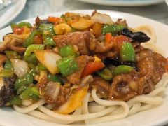 -汗腾格里·风味餐厅(新疆驻京办店)