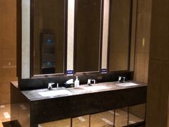 -天津津利华酒店