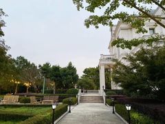 -上海玫瑰园度假酒店