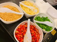 -鲜入围煮花胶鸡海鲜火锅