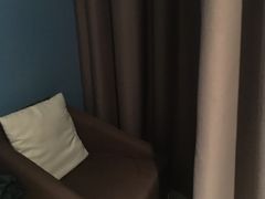 -卡罗酒店(东门晒布地铁站店)